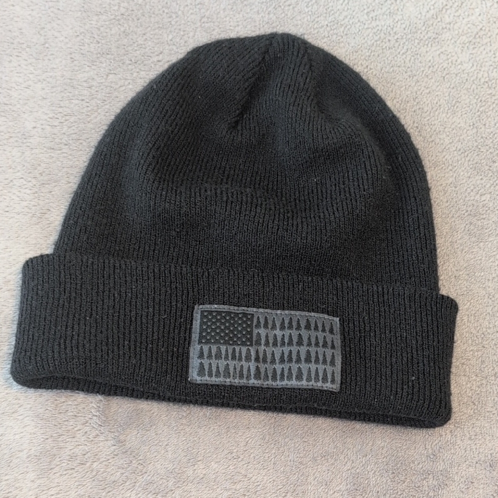 Columbia Black Knit Beanie Hat